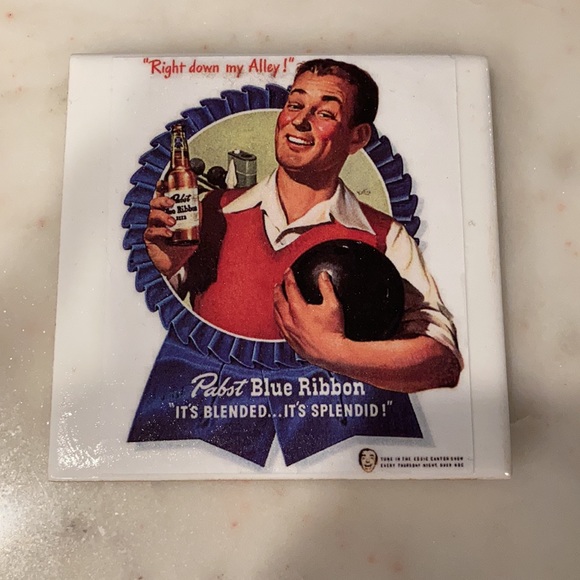 Cheers to Nostalgia: Handmade Ceramic Coasters - 4 Vintage Beer Advertisements - Picture 3 of 7